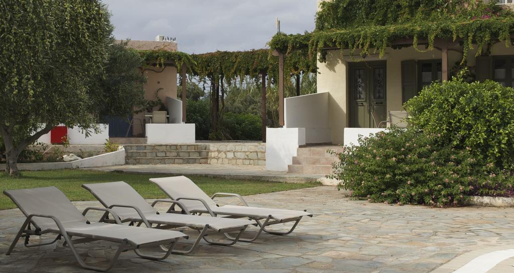 Aeolus Pool Apts Palekastro Exterior foto